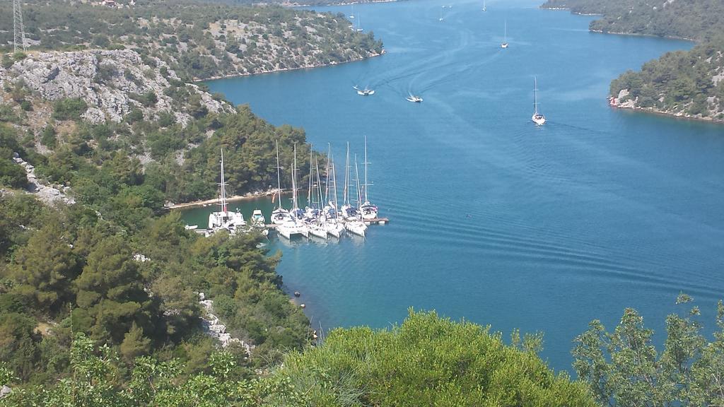 Visovac Rooms And Breakfast Skradin Exterior foto